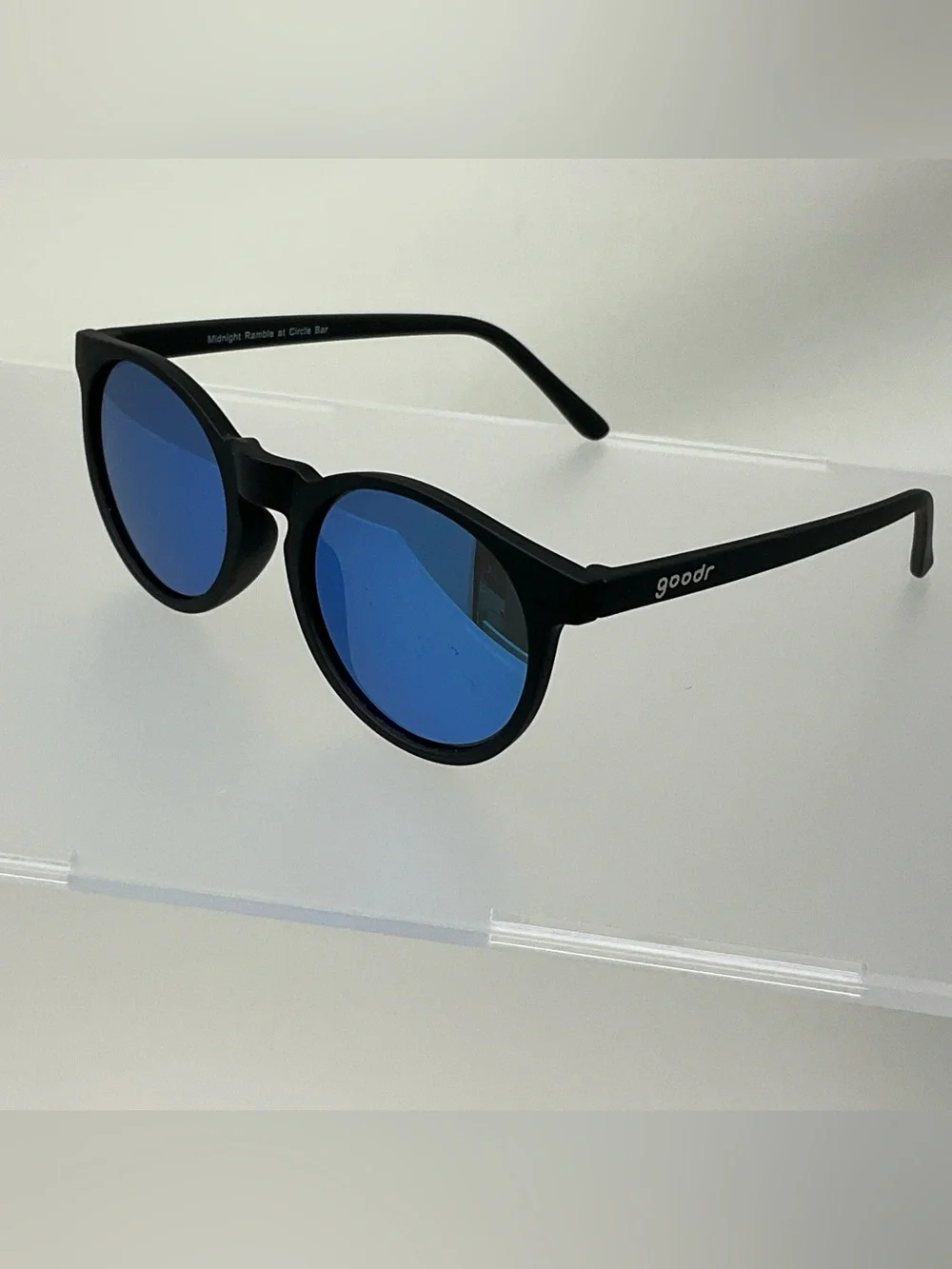 Goodr L9 Midnight Ramble At Circle Bar Retro Black Round Sunglasses scuffed lens